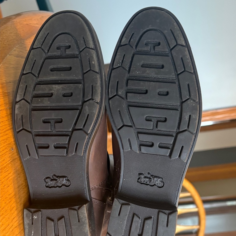 Coach boots